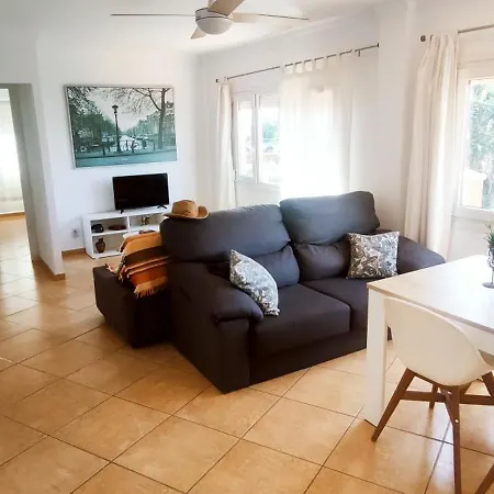 Relajate Cerca Del Mar, Con Vistas A Termas Romanas פואנגירולה