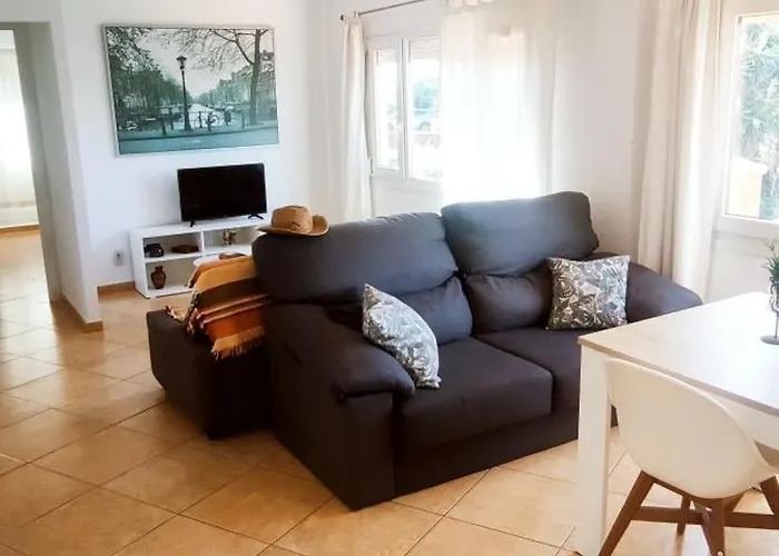 Relájate Cerca Del Mar, Con Vistas A Termas Romanas Fuengirola