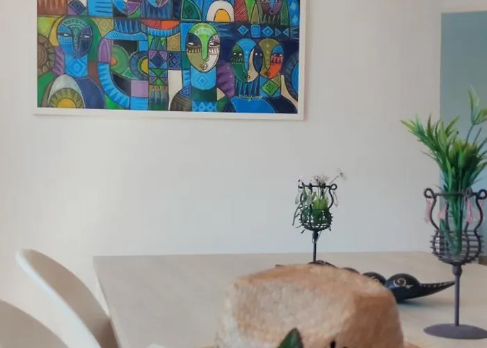 Relájate Cerca Del Mar, Con Vistas A Termas Romanas Apartamento